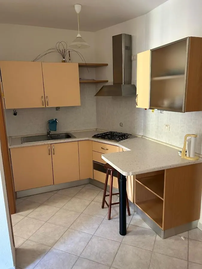 Apartment With Private Parking Spot In Oristano'S City Center Itálie